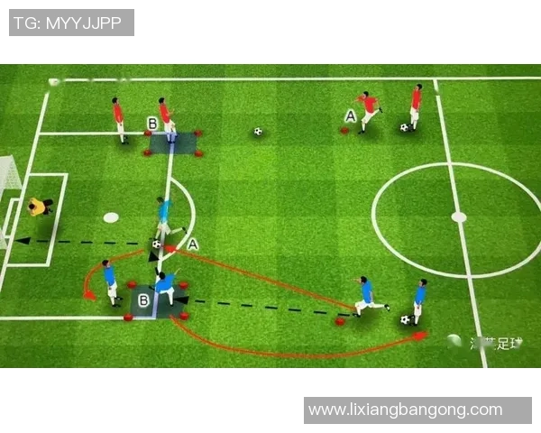 足球展开图解析与战术运用的全面探讨与分析